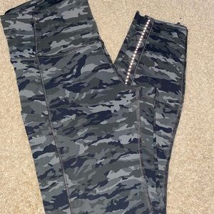 Lululemon Fast and free 7/8 green camo